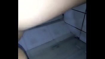 Play Vídeo 03 - novinha de Mato Grosso gozando muito na siririca