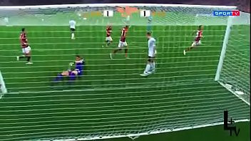 Play Pedrinho colocando o Flamengo pra mamar