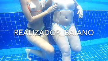 Play Whats App (71)9635-8941 - Realizador Baiano Exibindo em publico na piscininha com CasalfeetBa e uma gatinha de passagem por salvador, melhor dos baianos sexo amador e muito tesão pra todo mundo ver! exibicionismo, menage feminino, vouyer, amador ,