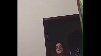 Play Pietra Alexandra pagou peitinho