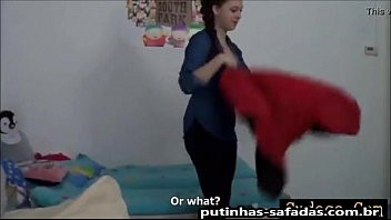 Play Novinha dando em um dia frio - In a cold day, teen wants to fuck