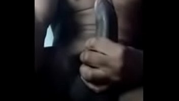 Play Negão gostoso jorrando leitinho