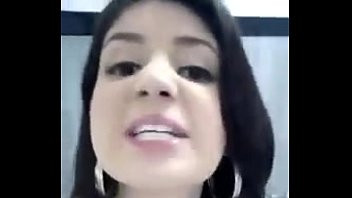 Play Novinha caiu no whatsaap