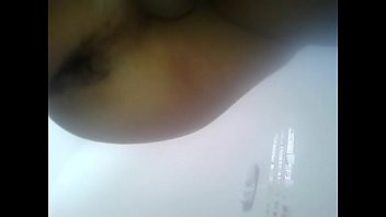 Play Minha nega com a buceta gozada tomando socada