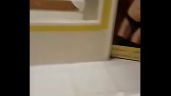 Play Comendo puta gorda sem camisinha