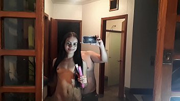Play Alice Lemes se prepara para uma cena para Hardbrazil- by Binho Ted