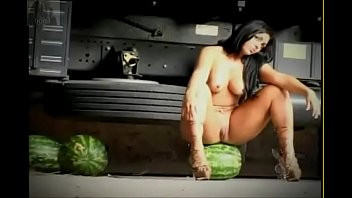 Play Mulher melancia pelada