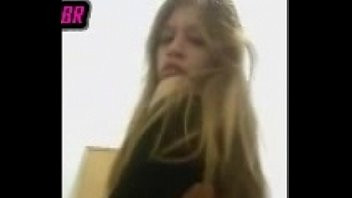 Play Caiu na net vídeo de Andressa loirinha novinha Acessem patricinha.blog.br