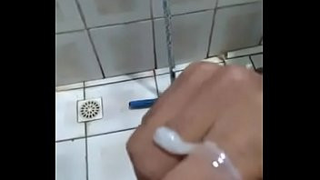 Play Gosando na punheta