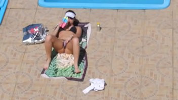 Play Flagra safada masturbando Piscina Flagged Girl masturbate on the pool