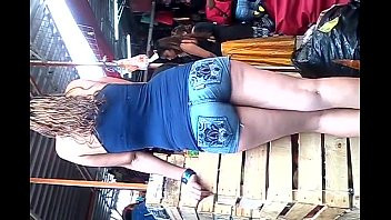 Play Gostosinha de shortinho