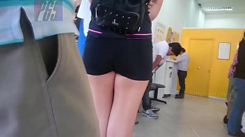 Play Gostosa shortinho 2