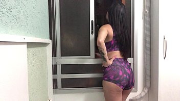 Play Dei bem gostoso a bucetinha tomei gozada na bundinha na janela a luz da lua. (Completo no Red)