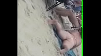 Play Voyeur basico na praia