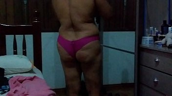 Play Este bocetao quer rola grande.