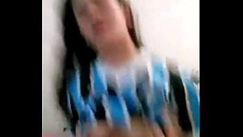 Play Prima gemendo no meu pau