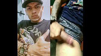 Play Favelado Gostoso deixa video intimo vazar