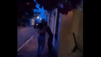 Play Foi no puteiro e não pagou