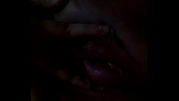 Play Minha mulher se masturbando