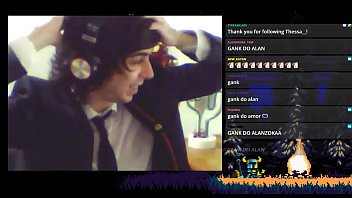 Play Alan Ferrando Gostoso streamer pequeno