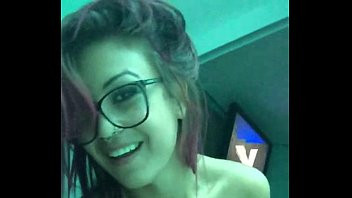 Play Sarada fazendo strip