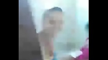 Play Tia Gostosa tomando banho. Periscope