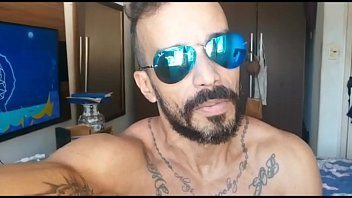 Play Vinny Burgos - Entrevista &vert; MD