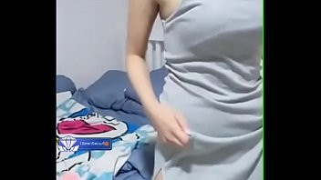 Play Novinha safada de exibindo na NET