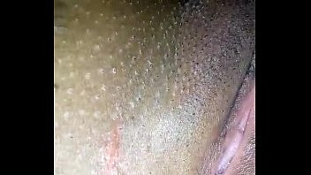 Play Cadelinha Safadinha brincando com o cuzinho