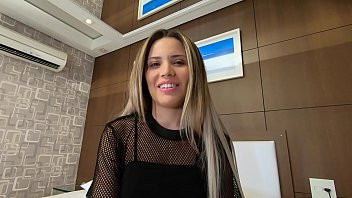 Play YASMIN MINEIRA & VIBRADOR
