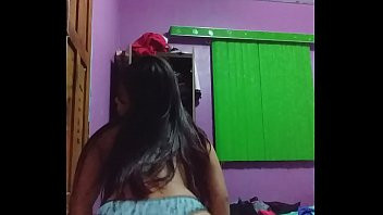 Play Novinha dançando funk
