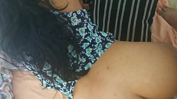Play Comendo gostoso o cu da novinha e ela reclamando
