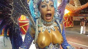 Play Paulina reis com peitões no carnaval rio de janeiro - musa do unidos de bangu