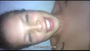Play Lorinha dando o cu