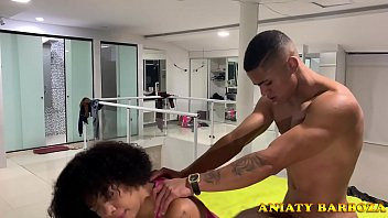 Play Levei uma surra de rola algemada - Aniaty Barboza - Natália Prado - Evelyn Buarque - Hugo Belfort - Andrehot - Jhoe Dias