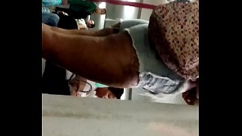 Play Novinha shortinho socado