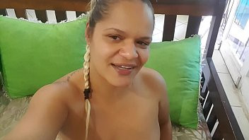 Play Me mandou este video se oferecendo de novo !!!