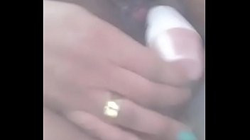 Play Neguinha casada me enviando vídeo no banheiro pro corno não ver