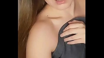 Play Vamo relaxar.... agende sua vídeo chamada em www.bolivianamimi.com.. me segue no instagram @squirtbabymimi e @mimi.boliviana