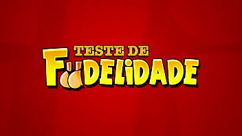 Play Pagando boquete na banheira