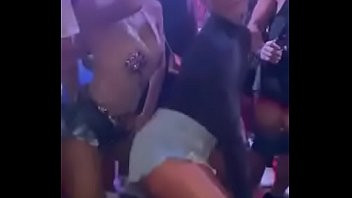 Play Paolla Oliveira rebolando no carnaval