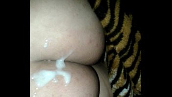 Play Dormiu do meu lado levou gozada no rabo!!!
