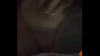 Play Isadora Campese mostrando os peitos e a buceta na live