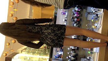 Play Perfeita de vestido colado