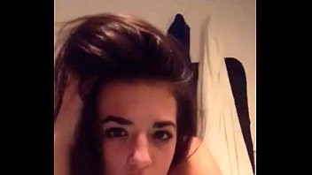 Play Namorada modelo mandando vídeo para o amante - pornfree.com.br