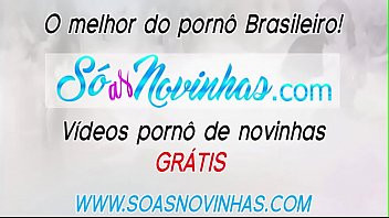 Play Carlinha gostosa no banho