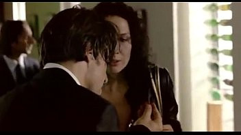 Play Soraia Chaves - Smoking HOT
