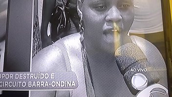 Play Sósia de Jojo todynho pagando peitão na Bahia.