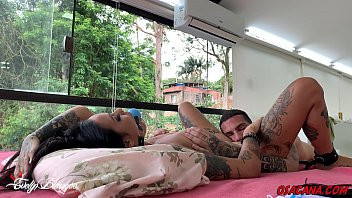 Play Aproveitou que a mãe saiu e fodeu a irmã mais nova * Dluquinhaa * * Andrehot *
